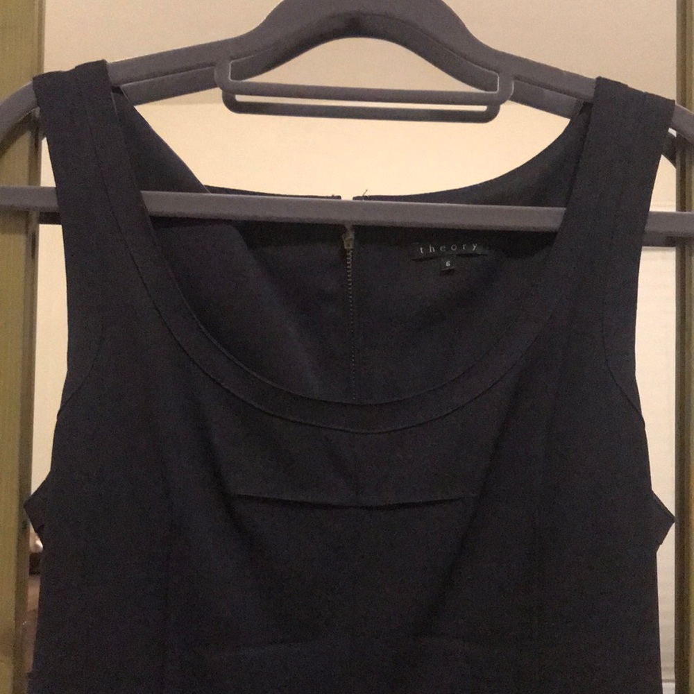 Navy theory suit dress